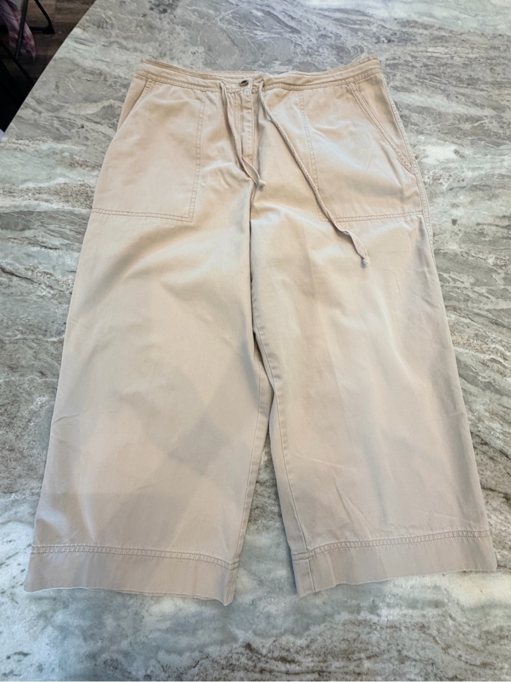Jones New York Sport Khaki Wide Leg Crop Pants Size 14 Cotton